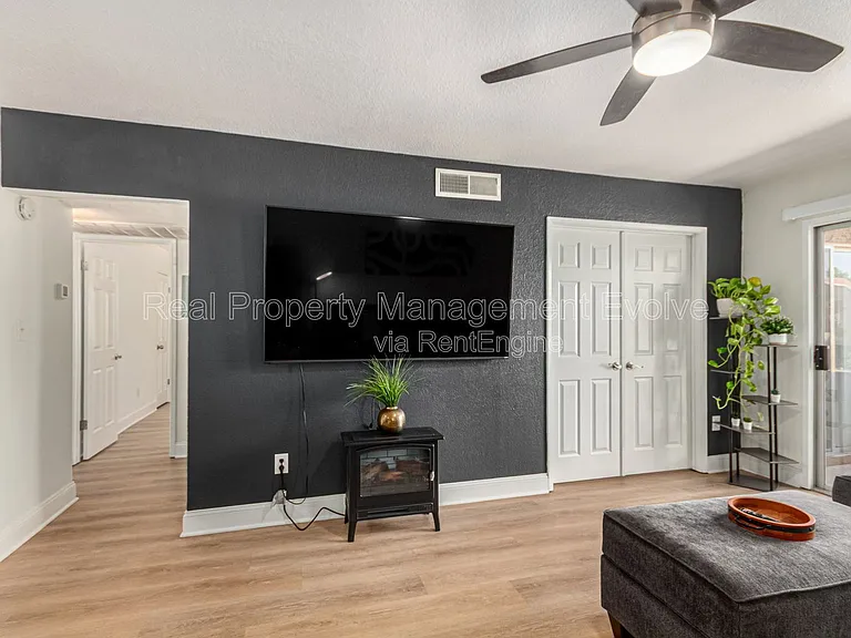 5877 N Granite Reef Rd #1133 — Photo 6
