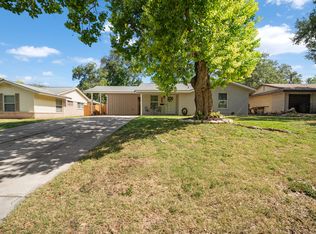 307 Dawnridge Dr, San Antonio, TX 78213