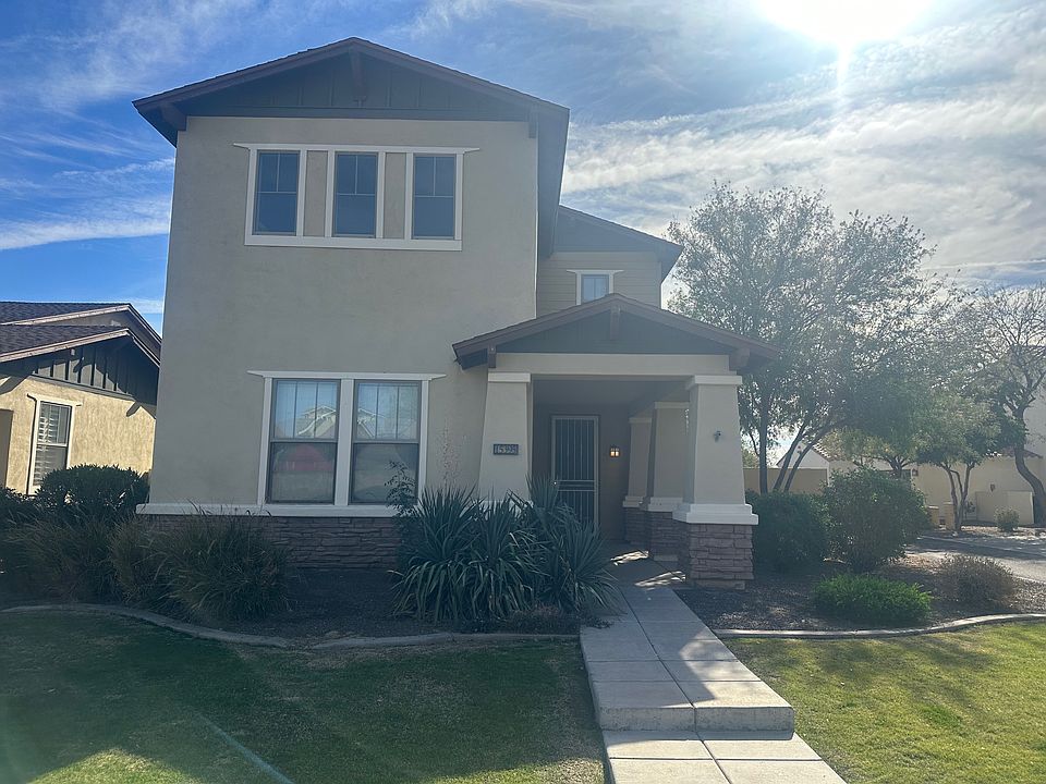 1st image of 15395 W Columbine Dr
