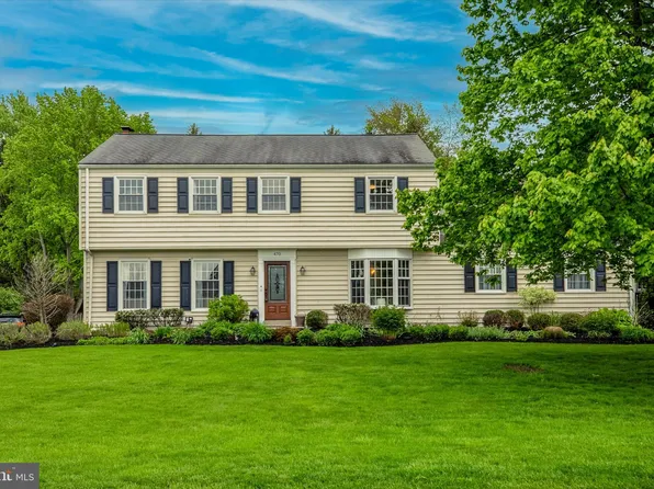 470 Churchill Dr, Berwyn, PA 19312