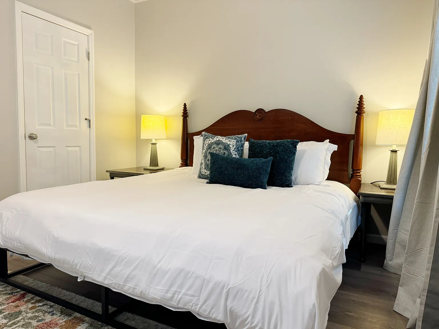 3 bed, 1500 sqft, $4,250 — Photo 2