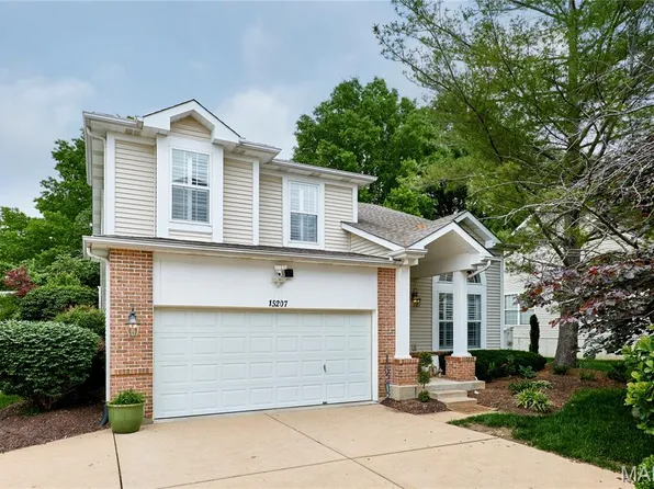 15207 Cambridge Terrace Ct, Chesterfield, MO 63017