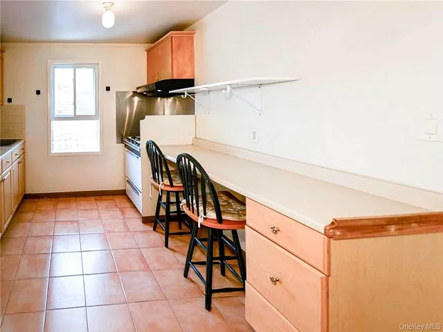 24-10 Gillmore St #2 — Photo 3