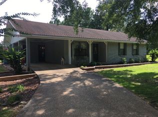 814 Sidney Trl S #E, Bogue Chitto, MS 39629