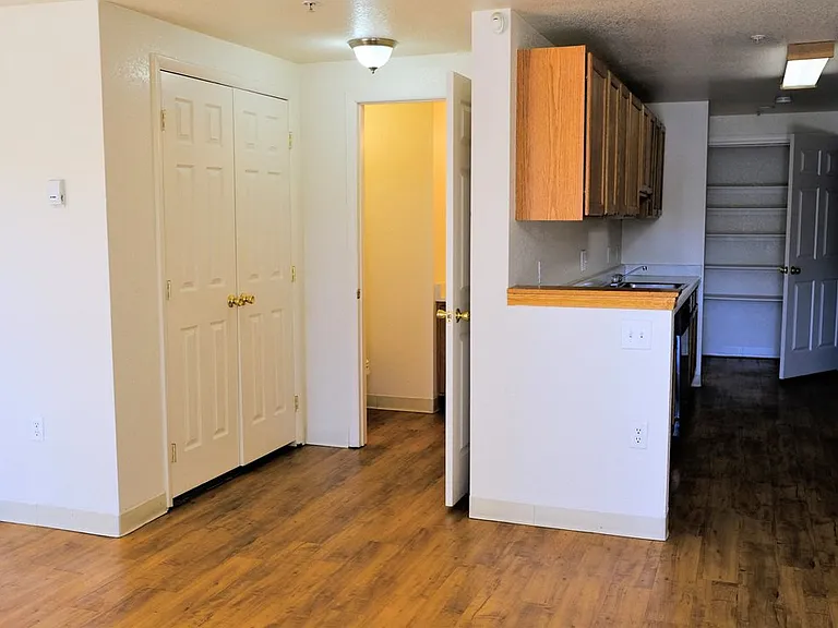 Residences at Trolley Park — Photo 5