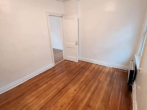 5th image of 312 E 240th St Floor 2