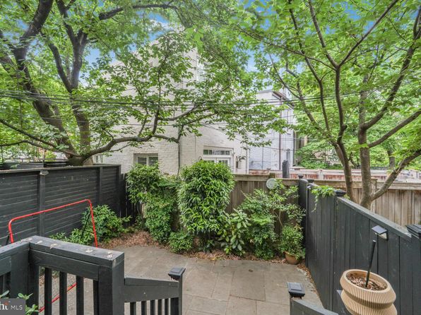 708 N Carolina Ave SE, Washington, DC 20003
