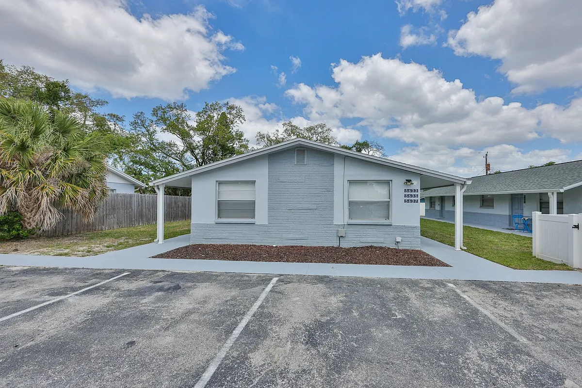 Building Photo - 5637 Golden Nugget Dr