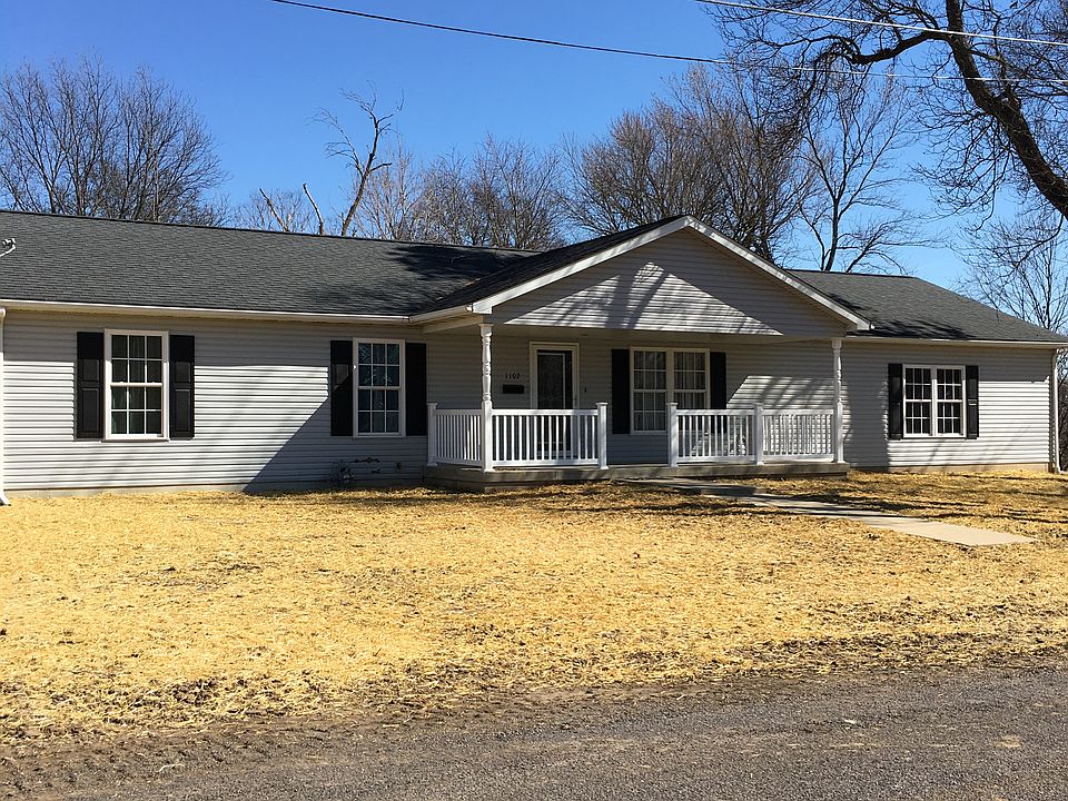 1st image of 1102 S 1st St