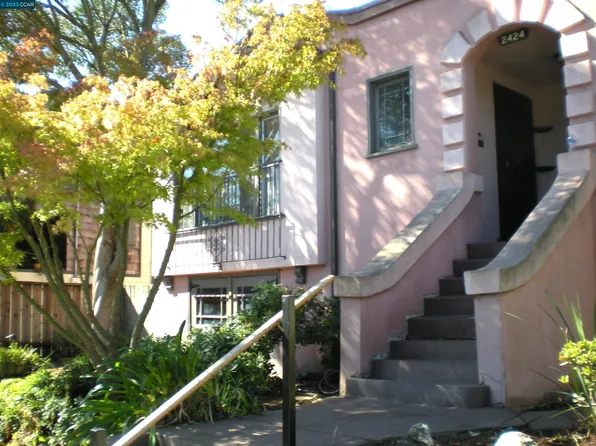 2424 Curtis St, Berkeley, CA 94702