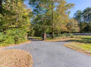 2168 Bascomb Carmel Rd, Woodstock, GA 30189