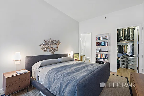 Rented by (Legacy) Elegran | media 44