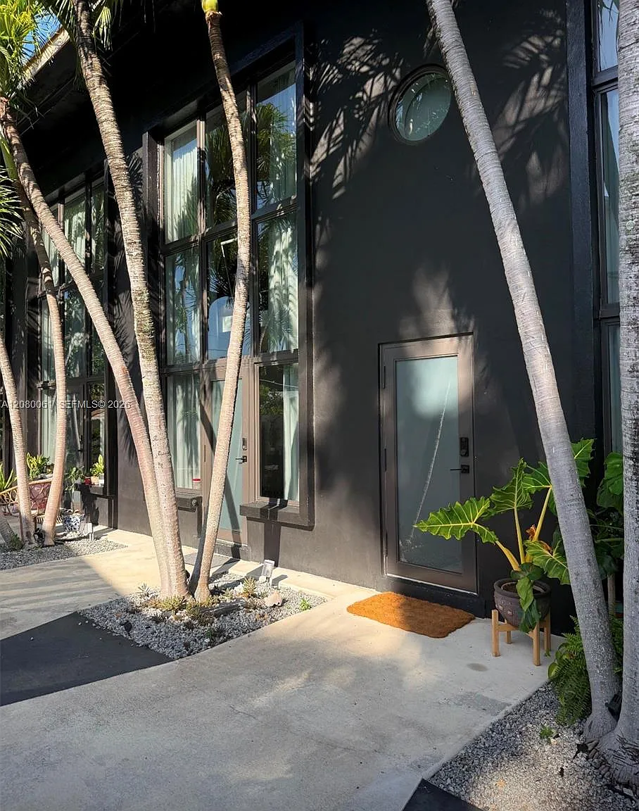 Haynsworth Village — Photo 4
