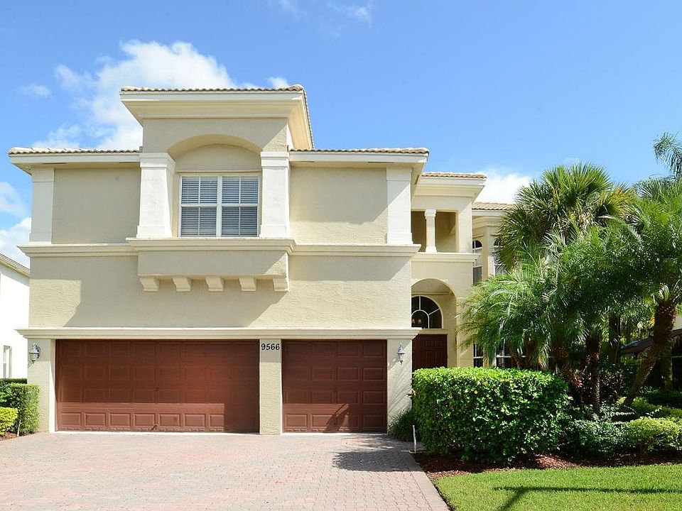 Home For Sale In Olympia