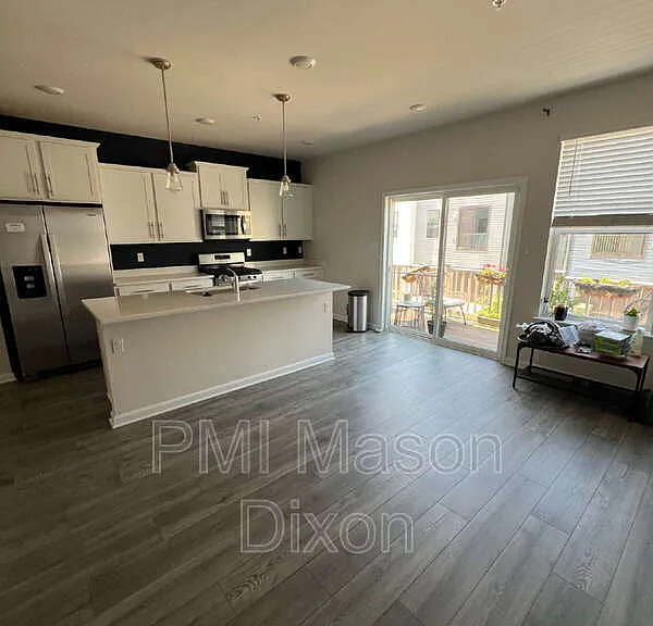 4311 Laplata Ave — Photo 5