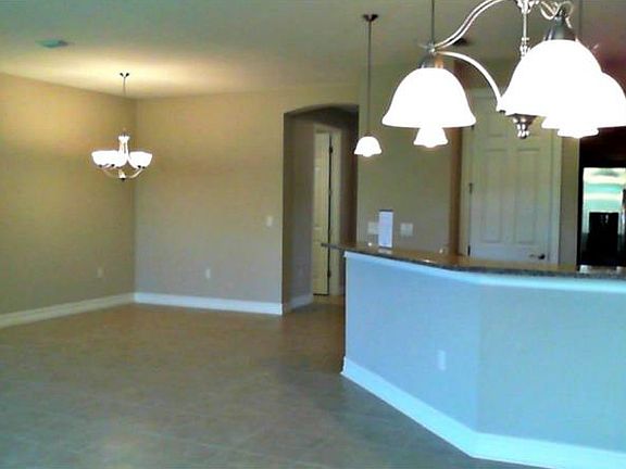 4th image of 642 Resolute Ln