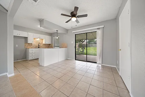 3826 Jewel St Photo 1