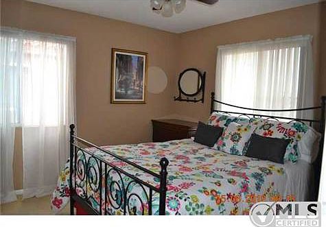 2nd image of 5355 Seaglen Way