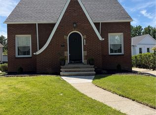 230 E 211th St, Euclid, OH 44123