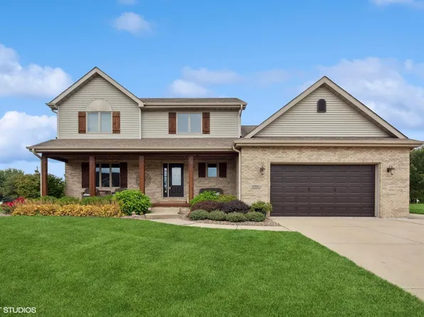 9162 Eggert Ln, Saint John, IN 46373