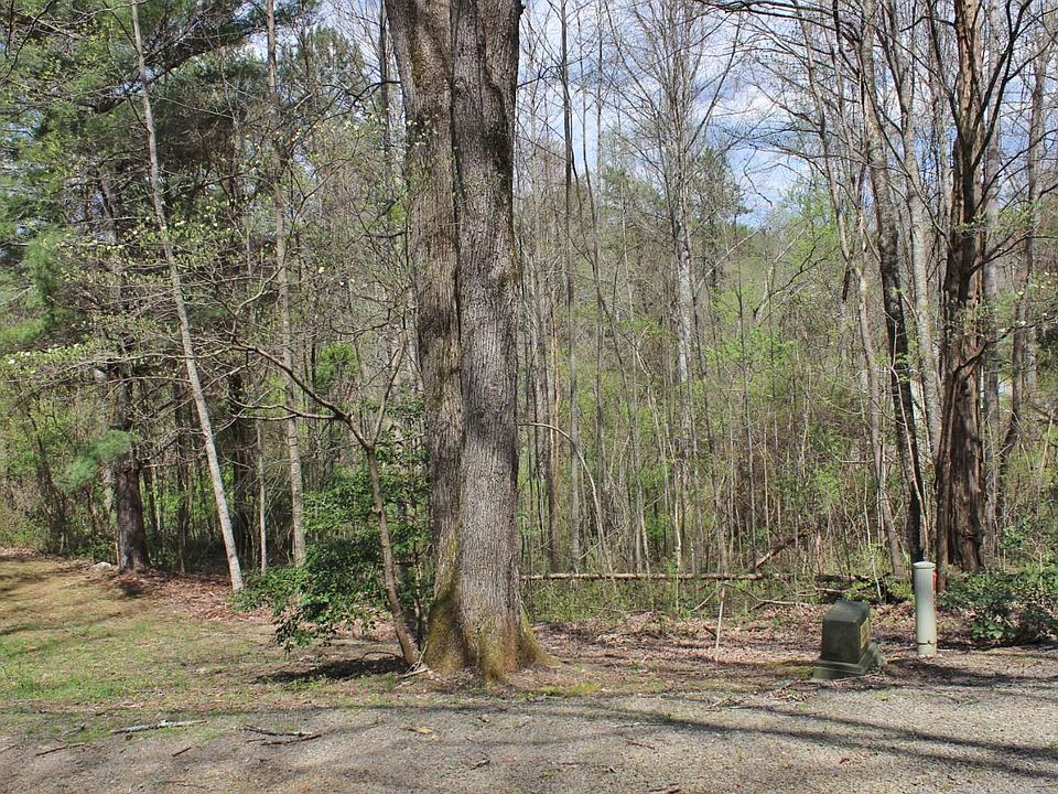 1st image of 21 Bluebird Ln