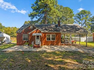 1222 E Park Dr, Gastonia, NC 28054