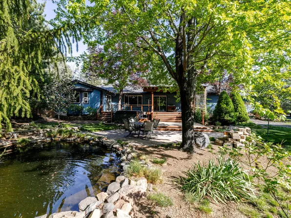 20570 Whitehaven Ln, Bend, OR 97702