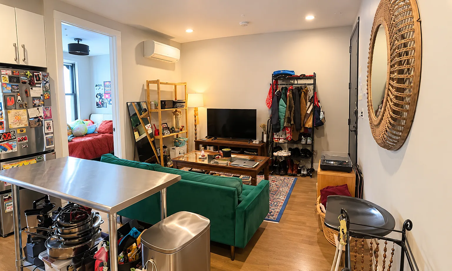90 Manhattan Avenue — Photo 2