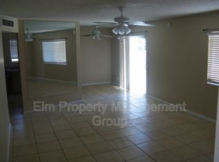 6207 Craigmont Ave, Spring Valley, NV 89103