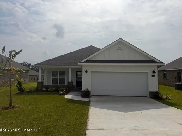 14194 Quill Ave, Biloxi, MS 39532