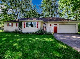 2440 Crittenden Rd, Alden, NY 14004