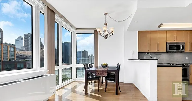 Rented by Halstead Real Estate | media 3