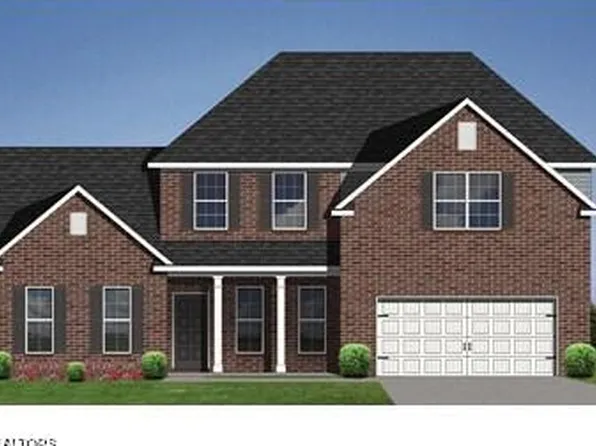 12150 Grand Forks Dr, Knoxville, TN 37932