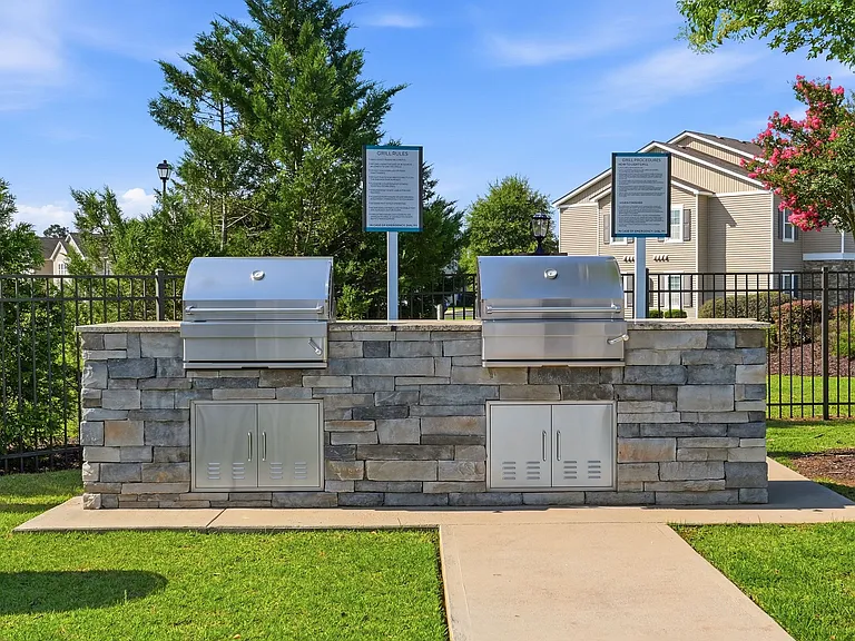 Hawthorne Crestview — Photo 17