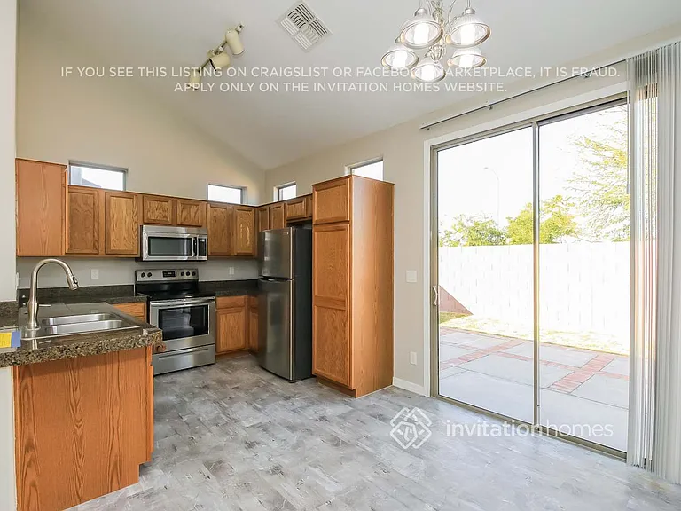 9912 E Escondido Ave — Photo 5