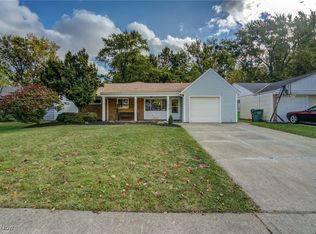 1363 Ranchland Dr, Mayfield Heights, OH 44124