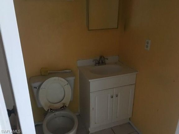 4th image of 1724 NE 23rd St