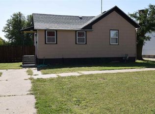 742 E Wisconsin St, Russell, KS 67665