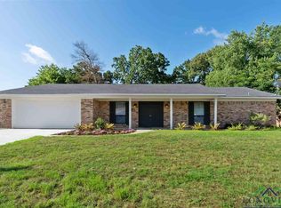 400 Crystal Dr, Longview, TX 75604