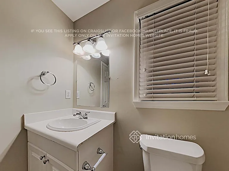 4351 Lakeside Hills Way NE — Photo 15