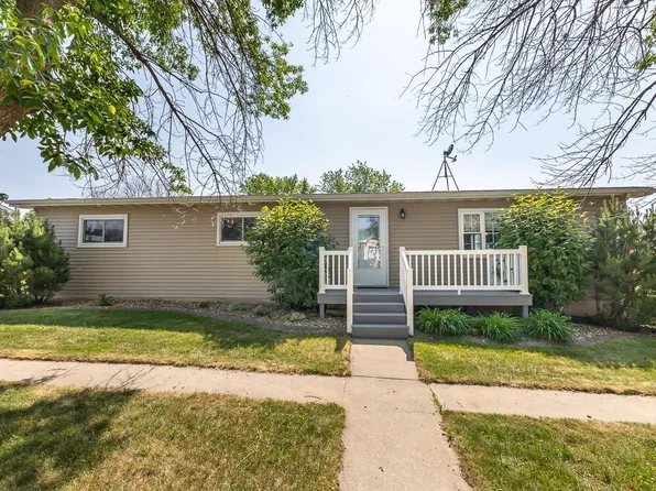 1638 299th Ave, Dyersville, IA 52040