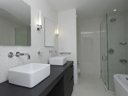 Sold by Sotheby's International Realty | media 21