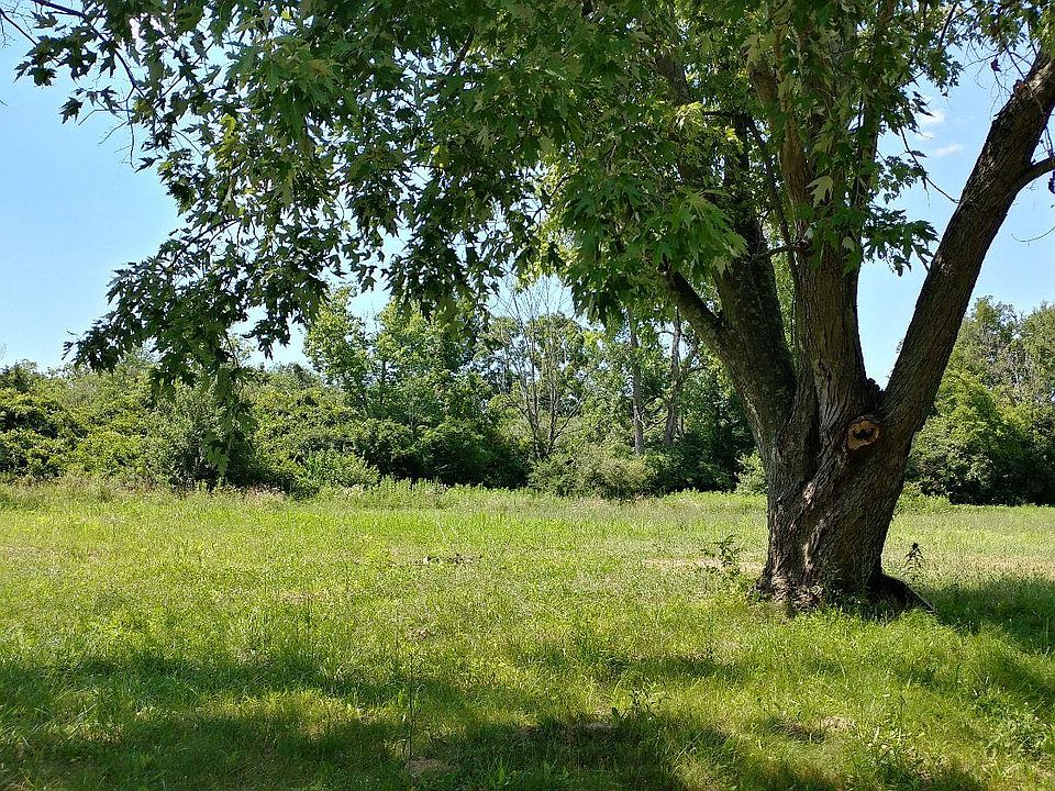 2nd image of 4728 Nichols Rd