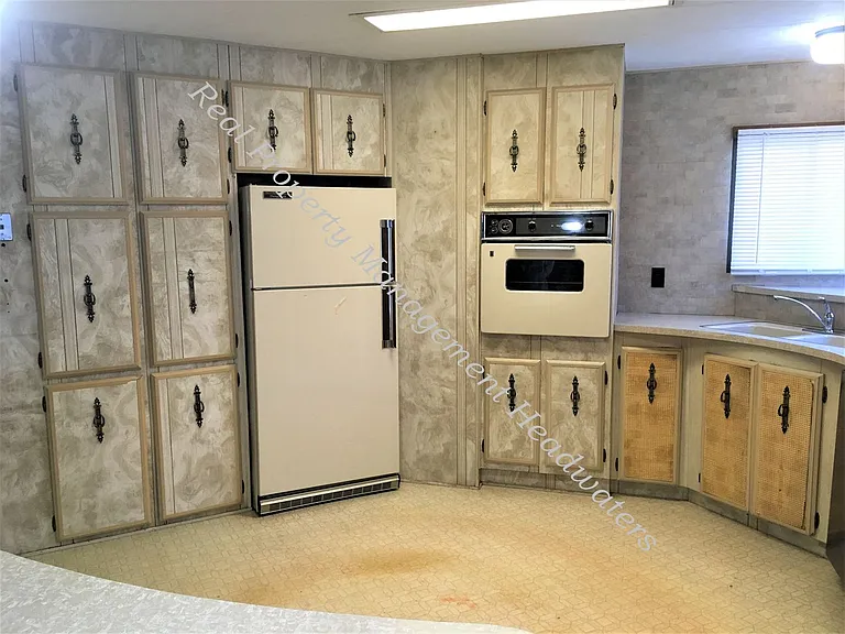 299 Cottonwood Rd — Photo 5