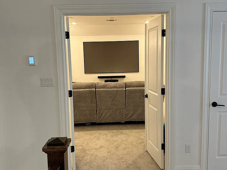 240 Canyoncrest Way — Photo 30