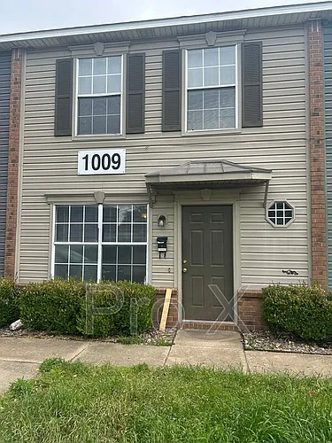 1009 SE J St #A-B Photo 1 1009 SE J St #A-B Photo 1