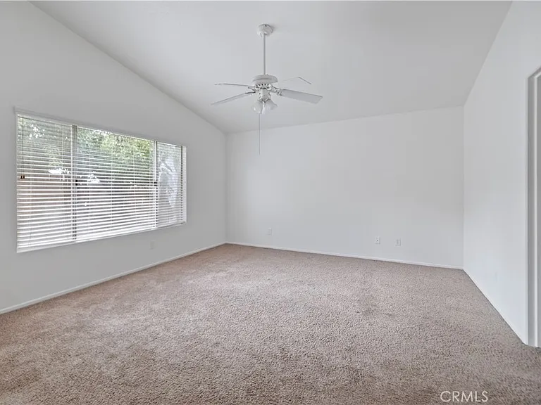 15589 Cheyenne St — Photo 9