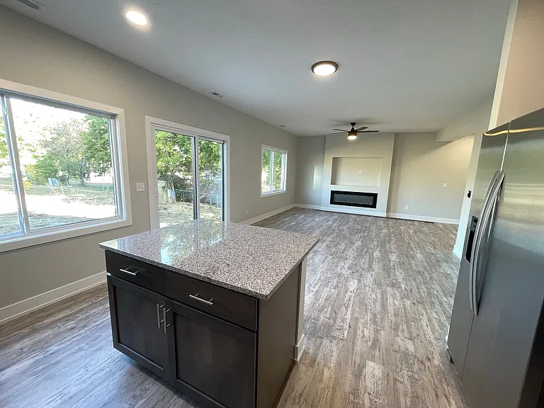 4342-4520 Briarpark Dr — Photo 10