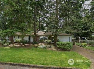 15203 SE 18th St, Bellevue, WA