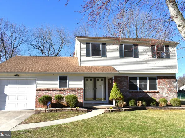 906 Marlowe Rd, Cherry Hill, NJ 08003